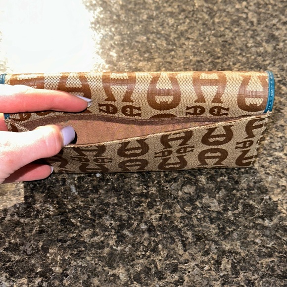 Wallet - Picture 3 of 5